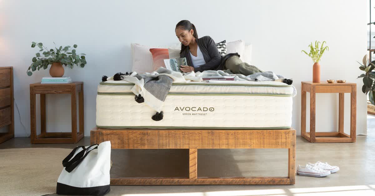 Avocado Green organic latex hybrid mattress product photo
