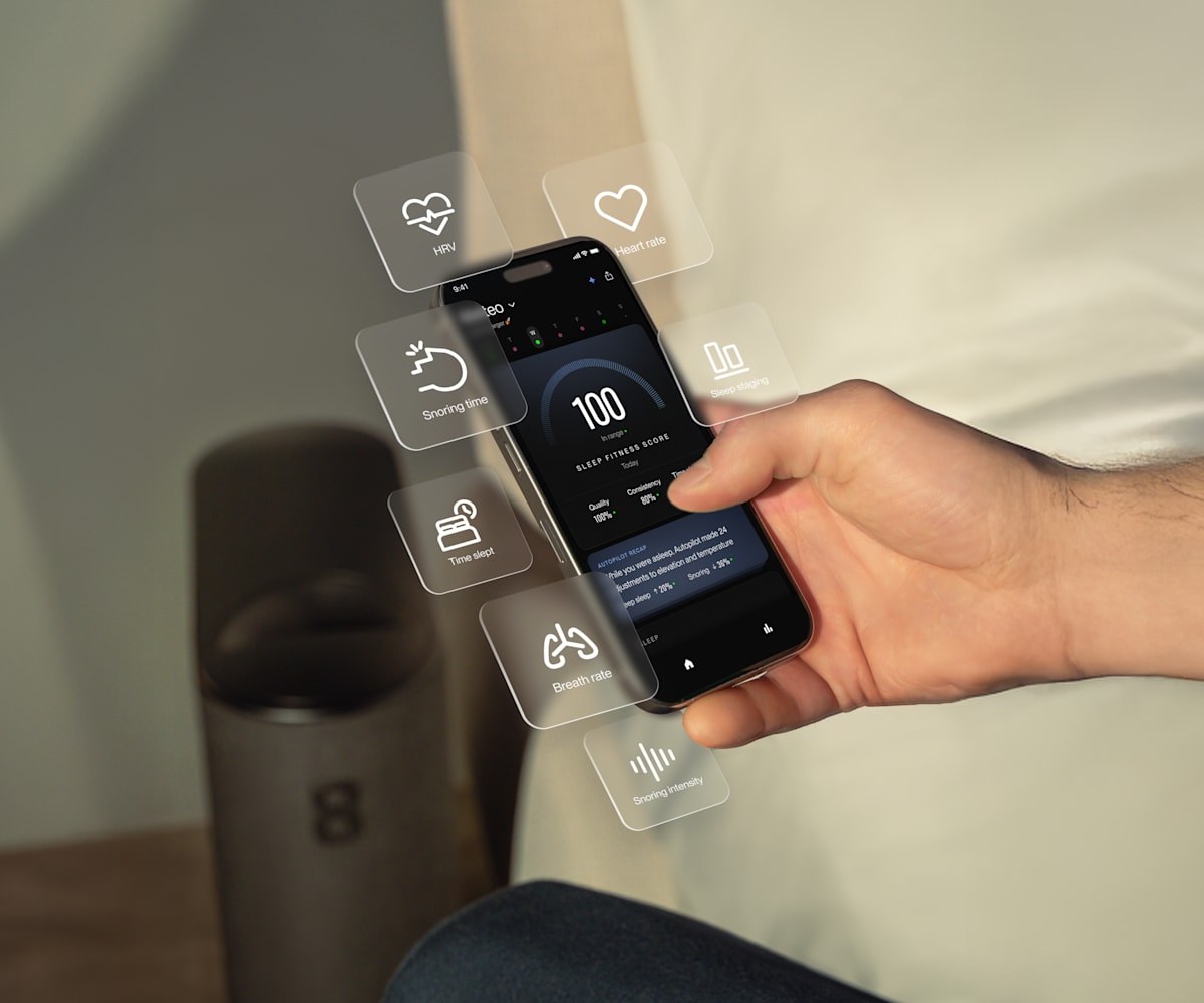 Close view of the Eight Sleep Pod 3 cover and comfort layers