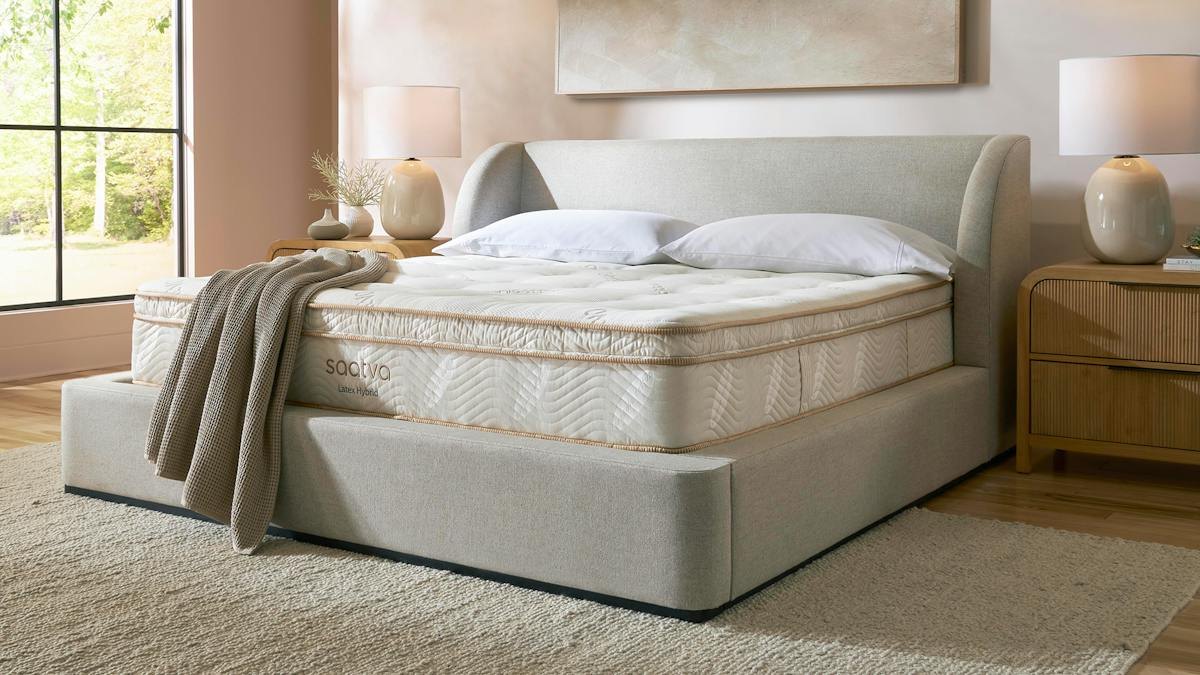 Saatva Latex Hybrid mattress