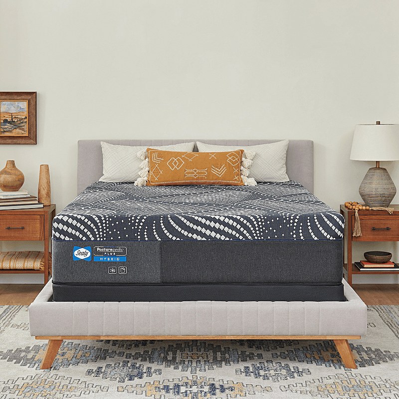 Sealy Posturepedic Plus mattress official product photo
