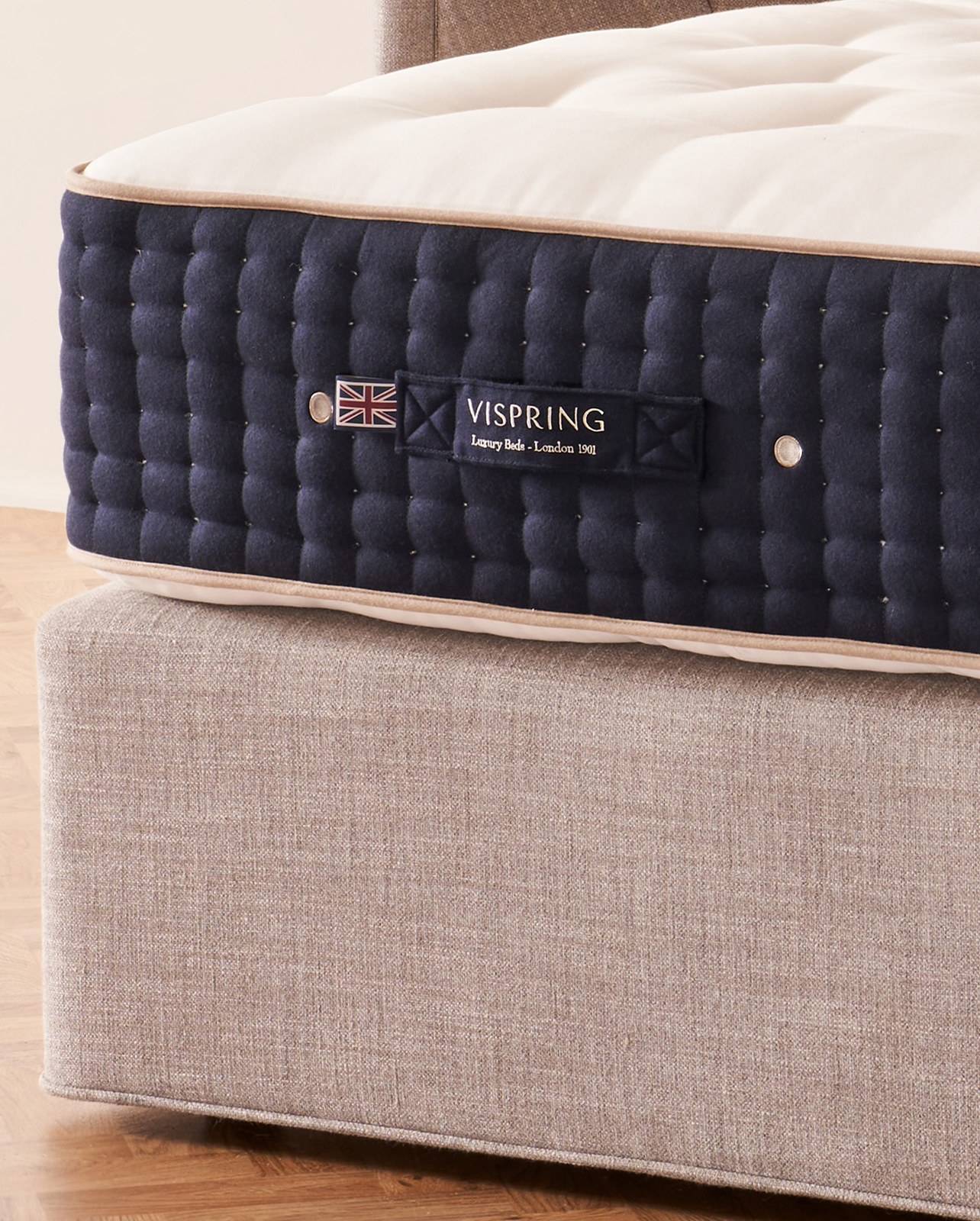 Vispring Diamond Majesty mattress official product photo