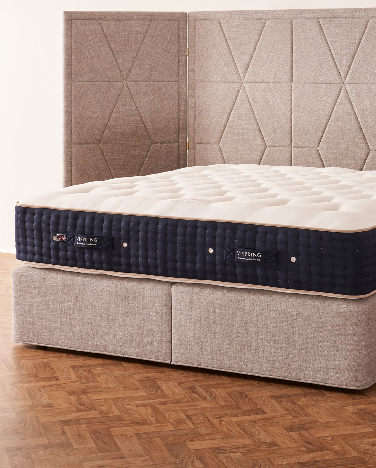 Close view of the Vispring Diamond Majesty cover and comfort layers